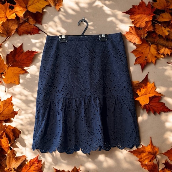 Talbots Navy Eyelet Skirt - Picture 5 of 16